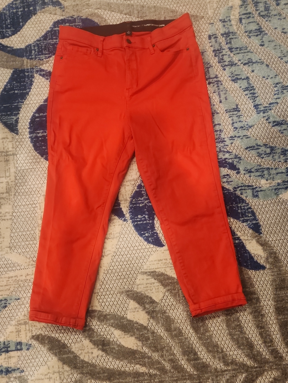 Womens New York & Company Bright Red Super Skinny High Waist Capri Pants Size 12